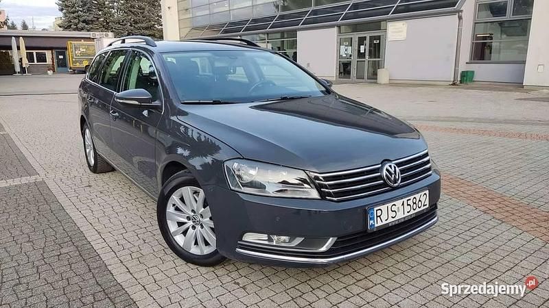 Używany 2013 VW Passat | 31 900 zł (Dobra cena) - Obraz 1/4