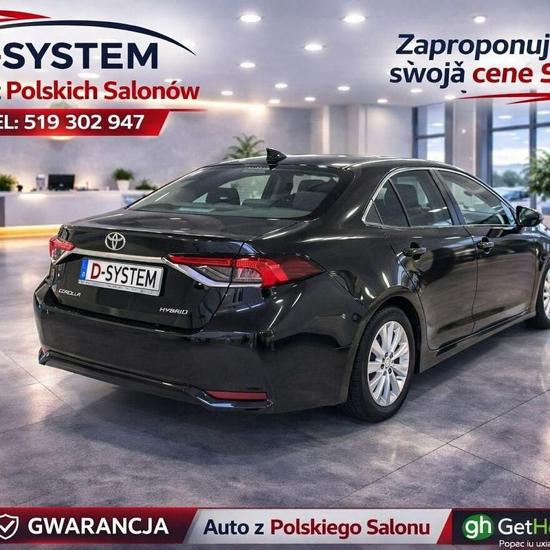 Używany Toyota Corolla 122 KM (89 kW) 2022 Czarny Sedan/Limuzyna