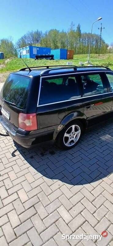 Czarny Używany 2004 VW Passat Kombi | 3500 zł (Dobra cena) - Obraz 1/4