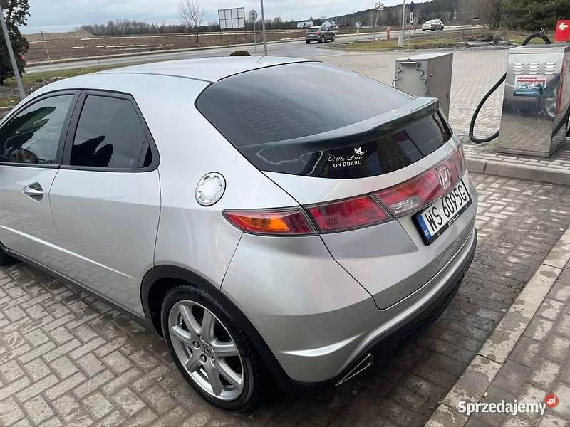 Używany Honda Civic 2006 Szary Sedan/Limuzyna