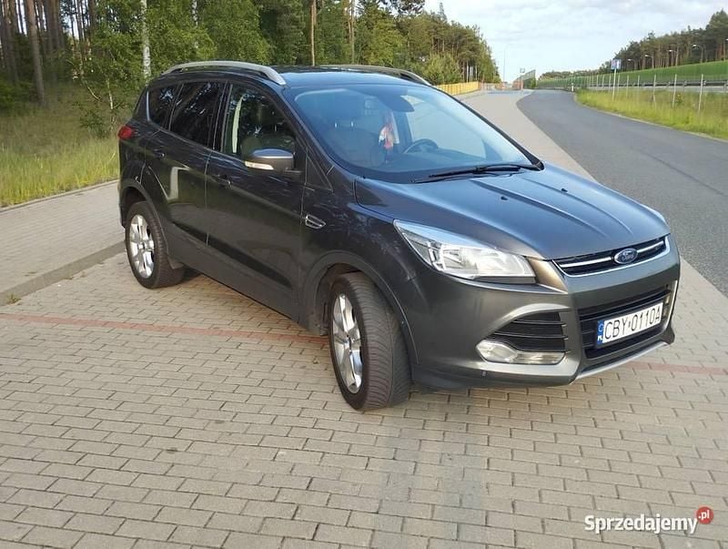 Szary Używany 2015 Ford Kuga Titanium SUV | 42 900 zł (Uczciwa cena) - Obraz 1/4