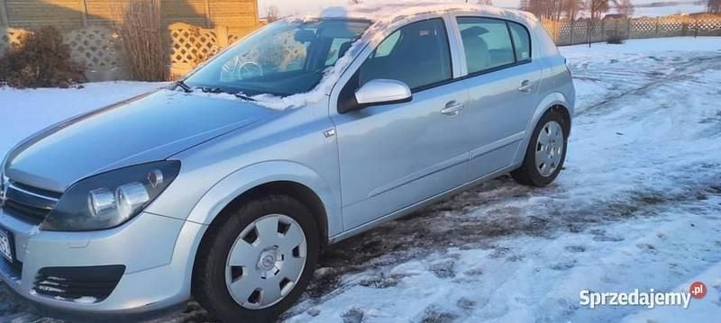 Srebrny Używany 2007 Opel Astra Hatchback | 6500 zł (Uczciwa cena) - Obraz 1/4