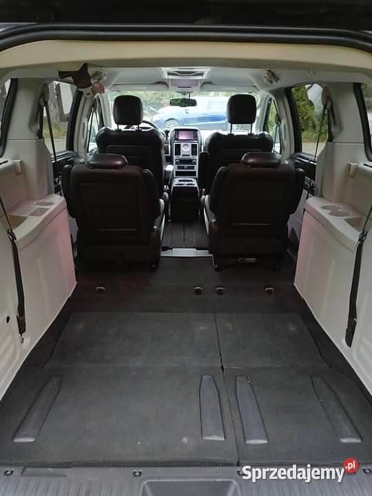 Używany Chrysler Grand Voyager Limited 2010 Minivan