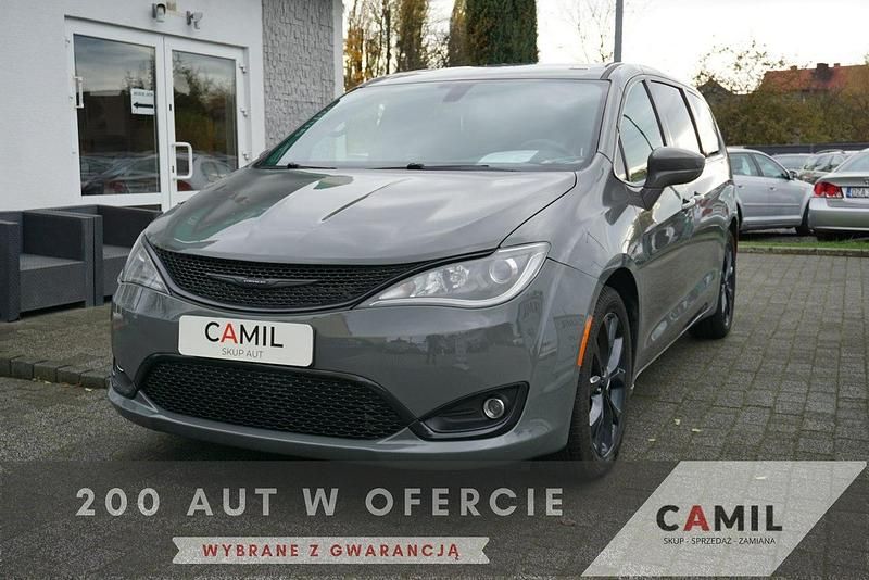 Szary Używany 2020 Chrysler Pacifica Sedan/Limuzyna | 97 000 zł - Obraz 1/3