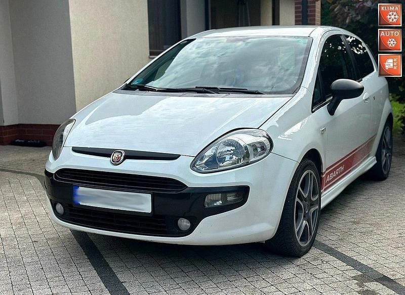 Biały Używany 2011 Fiat Punto Evo Hatchback | 14 900 zł (Dość drogi) - Obraz 1/4