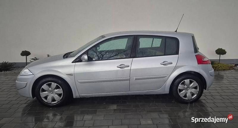 Używany Renault Mégane II 2008 Srebrny Sedan/Limuzyna