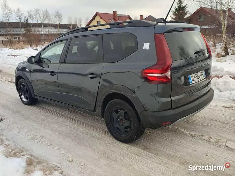 Używany Dacia Jogger 2022 Grafitowy Minivan