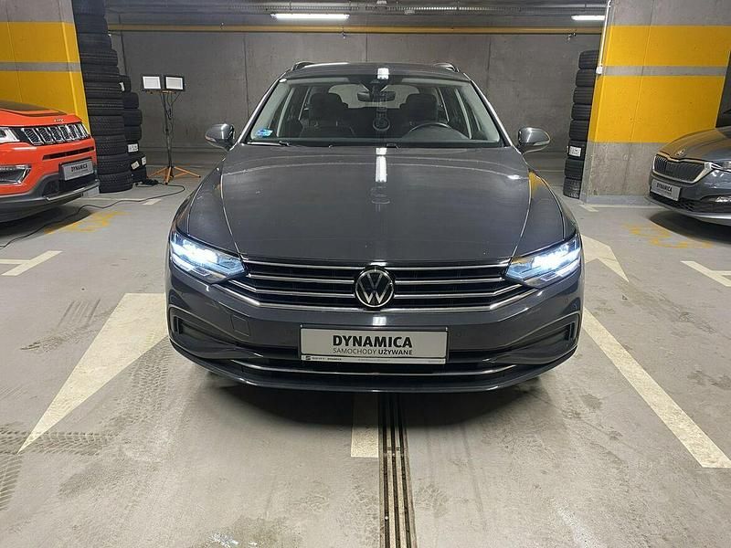 Używany VW Passat Business 150 KM (110 kW) 2020 Szary Kombi