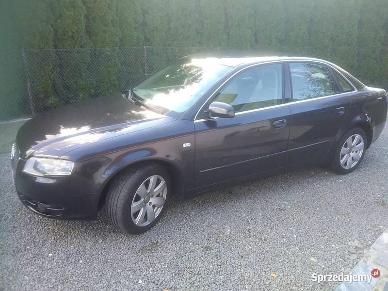 Używany Audi A4 115 KM (84 kW) 2007 Grafitowy Sedan/Limuzyna