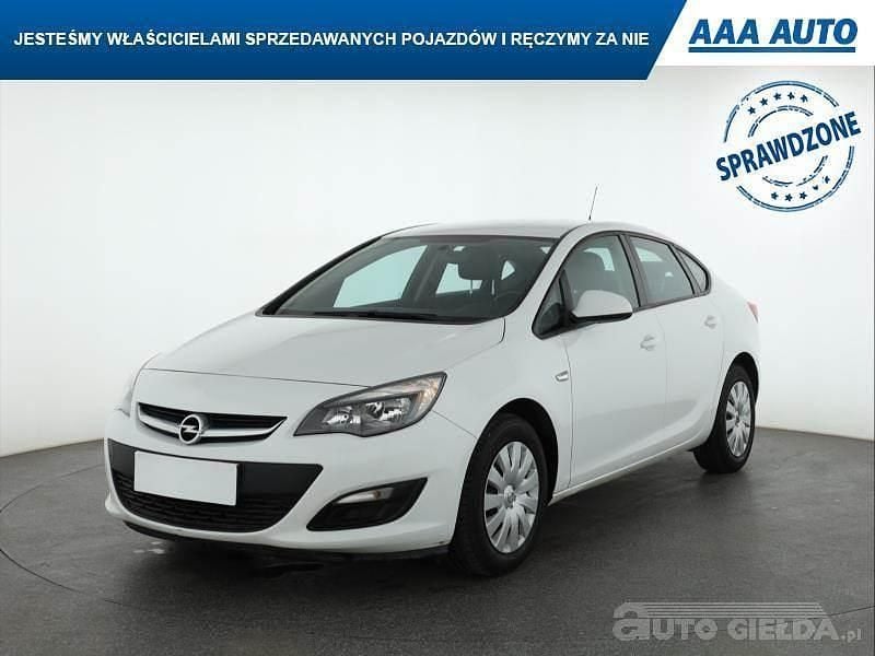 Używany Opel Astra 2016 Biały