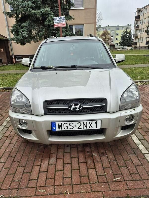 Używany Hyundai Tucson 2008 Srebrny SUV