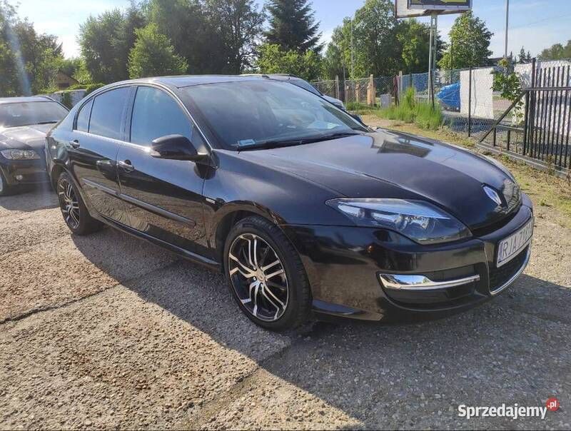 Używany Renault Laguna III Bose Edition 174 KM (127 kW) 2015 Sedan/Limuzyna