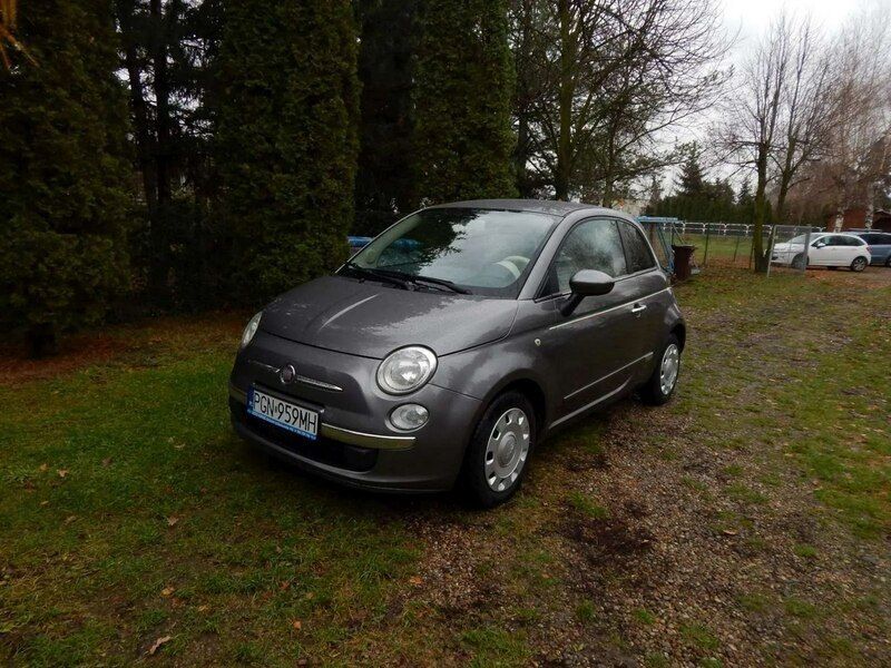 Szary (metalik) Używany 2010 Fiat 500 Hatchback | 18 999 zł (Uczciwa cena) - Obraz 1/4