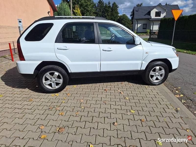 Biały Używany 2010 Kia Sportage 2 SUV | 20 900 zł (Uczciwa cena) - Obraz 1/4