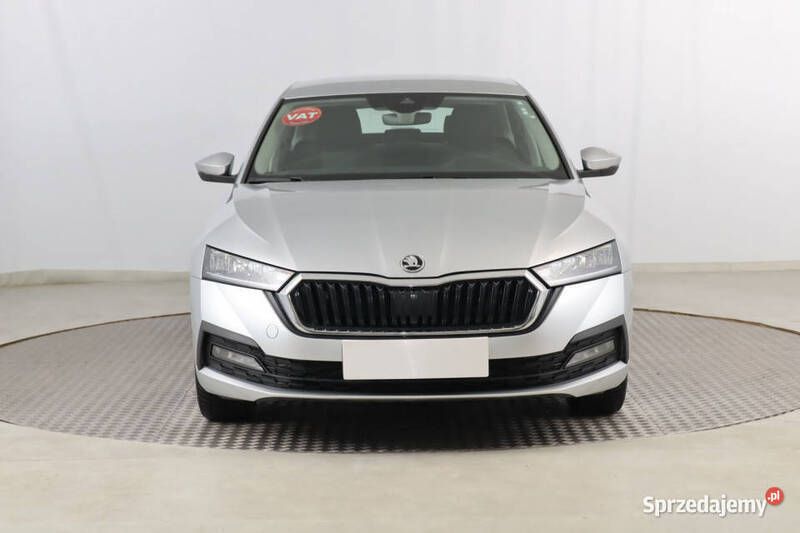Srebrny Używany 2021 Skoda Octavia Hatchback | 64 999 zł (Uczciwa cena) - Obraz 1/4