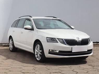 Biały Używany 2017 Skoda Octavia Kombi | 47 999 zł (Super Cena) - Obraz 1/4