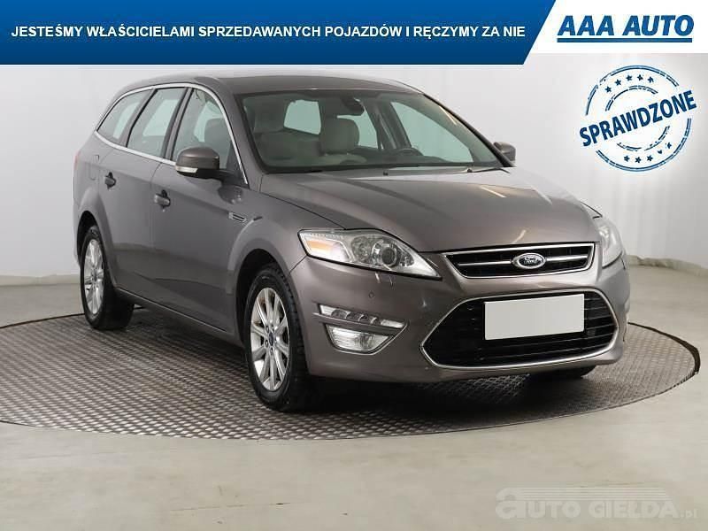 Używany Ford Mondeo 2012 Beżowy
