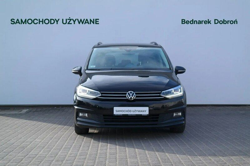 Używany VW Touran 150 KM (110 kW) 2020 Czarny (metalik) Minivan