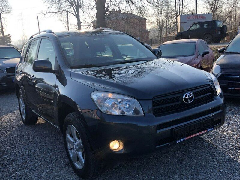 Używany Toyota RAV4 152 KM (111 kW) 2007 Szary (metalik) SUV