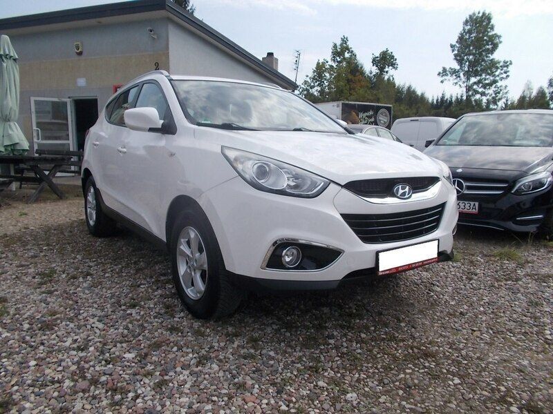 Biały Używany 2013 Hyundai ix35 SUV | 43 900 zł (Uczciwa cena) - Obraz 1/4