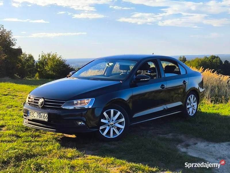Czarny Używany 2015 VW Jetta Sedan/Limuzyna | 21 500 zł (Super Cena) - Obraz 1/4