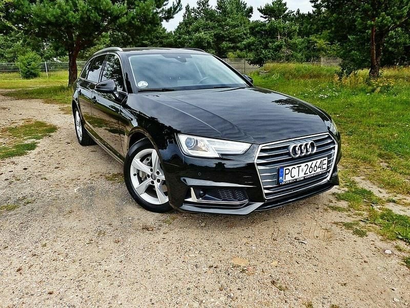 Używany Audi A4 Comfort 190 KM (139 kW) 2019 Czarny Kombi