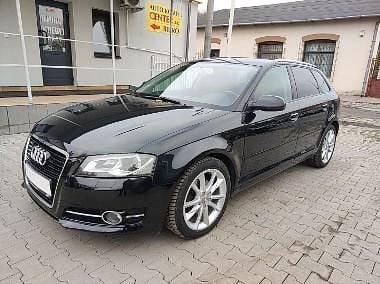 Czarny Używany 2012 Audi A3 Sportback Hatchback | 30 900 zł (Uczciwa cena) - Obraz 1/4