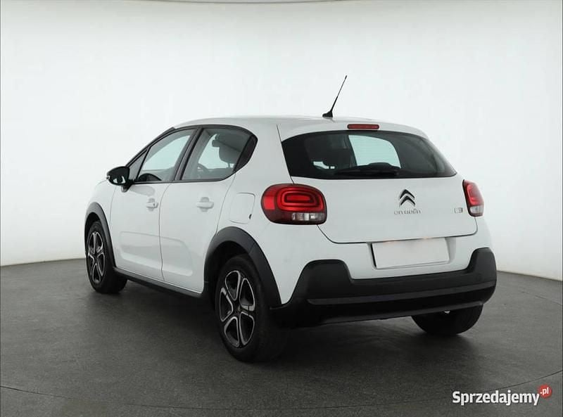 Używany Citroën C3 PureTech 2019 Biały Hatchback