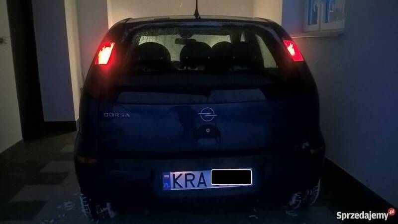 Używany Opel Corsa Comfort 2003 Granatowy Hatchback