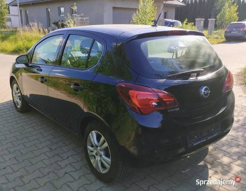 Używany Opel Corsa 70 KM (51 kW) 2017 Czarny Hatchback