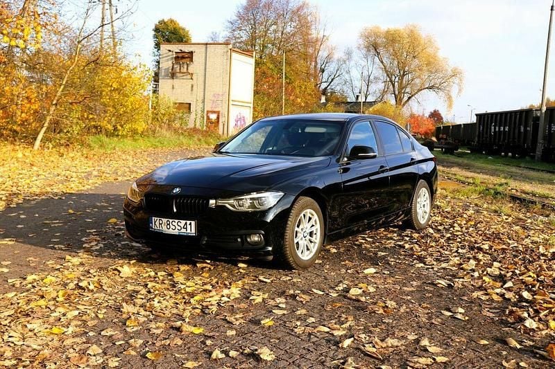 Używany BMW 316 2016 Czarny Sedan/Limuzyna