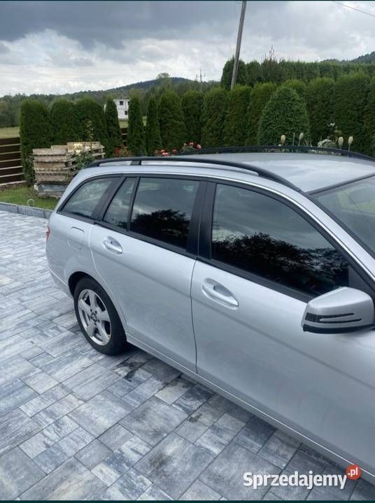 Używany Mercedes 200 2010 Srebrny Kombi