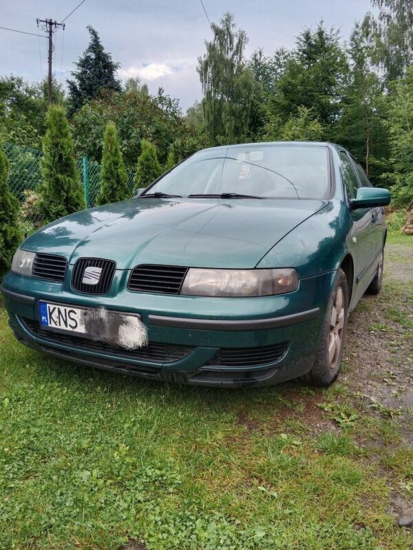 Zielony Używany 2001 Seat Leon Hatchback | 5500 zł (Dość drogi) - Obraz 1/3