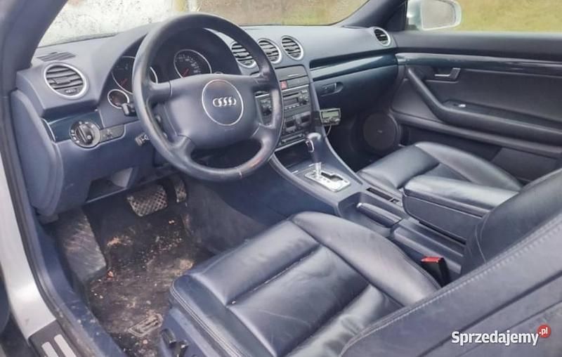 Używany Audi Cabriolet 2002 Srebrny Kabriolet