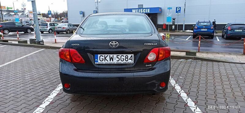 Używany Toyota Corolla 2008 Czarny Sedan/Limuzyna