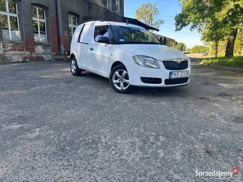 Używany Skoda Roomster 2008 Biały Minivan