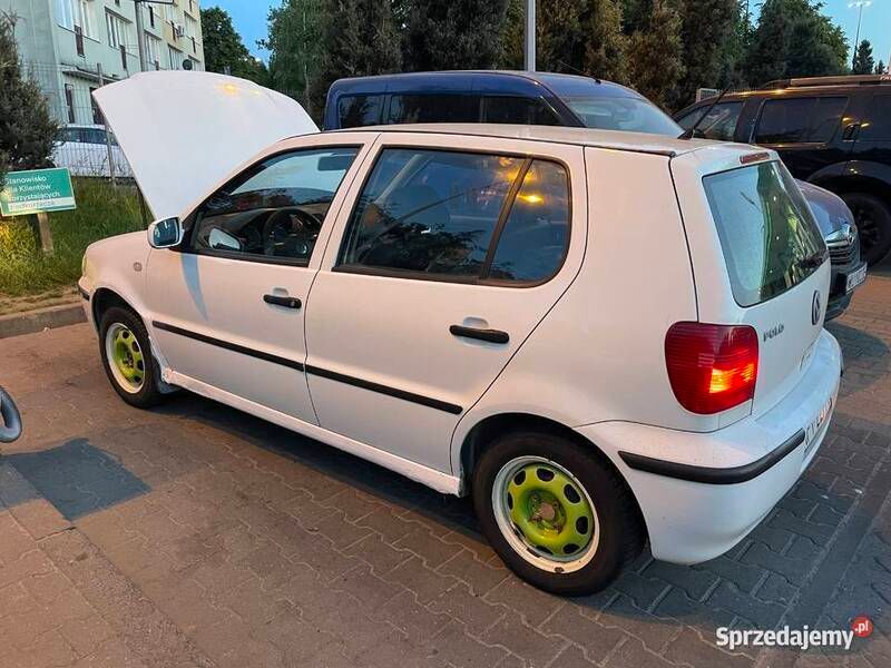 Biały Używany 2000 VW Polo Hatchback | 2400 zł (Dość drogi) - Obraz 1/1