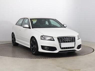 Biały Używany 2011 Audi S3 Hatchback | 43 999 zł - Obraz 1/4