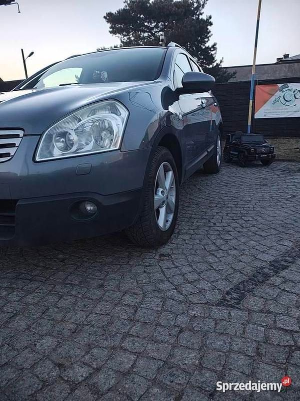 Używany Nissan Qashqai +2 150 KM (110 kW) 2009 Szary SUV