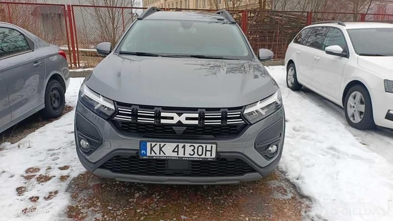 Używany Dacia Jogger 2024 Szary Minivan