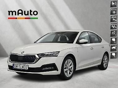 Biały Używany 2020 Skoda Octavia Ambition Hatchback | 69 900 zł (Dość drogi) - Obraz 1/4