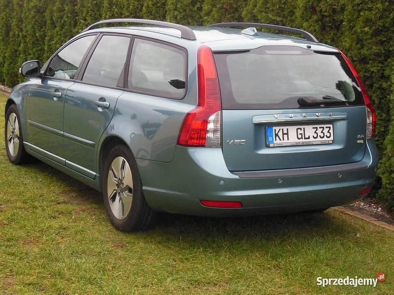 Niebieski Używany 2010 Volvo V50 Kombi | 18 500 zł (Super Cena) - Obraz 1/4