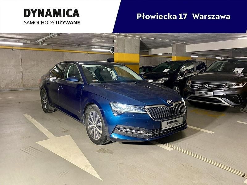 Niebieski (metalik) Używany 2021 Skoda Superb Style Sedan/Limuzyna | 94 900 zł (Drogi) - Obraz 1/4