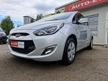 Srebrny Używany 2011 Hyundai ix20 Minivan | 24 900 zł - Obraz 1/4