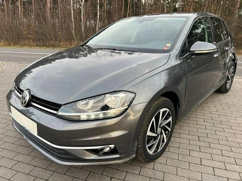 Szary Używany 2018 VW Golf VII Sedan/Limuzyna | 37 000 zł - Obraz 1/4