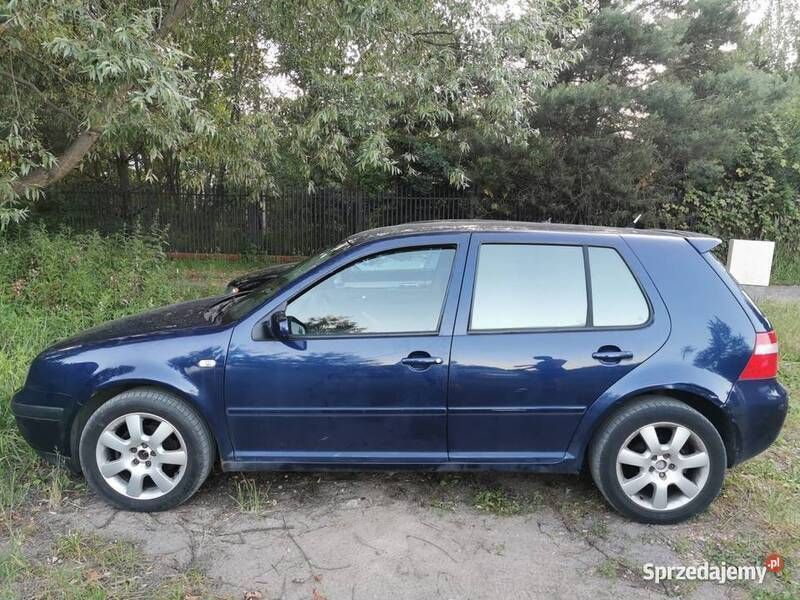 Granatowy Używany 2003 VW Golf IV Hatchback | 5300 zł (Uczciwa cena) - Obraz 1/4