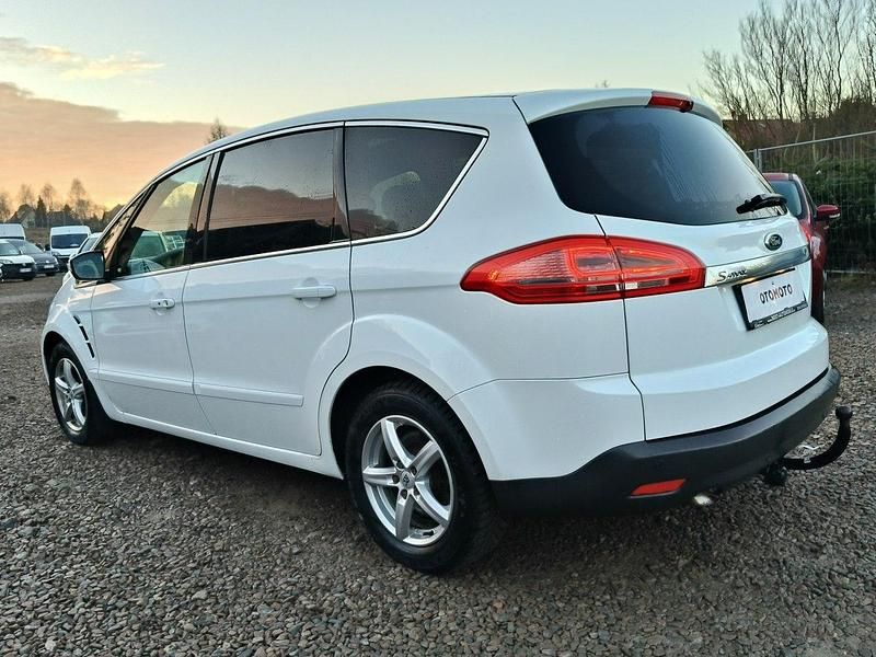 Używany Ford S-MAX S 140 KM (102 kW) 2013 Biały Minivan