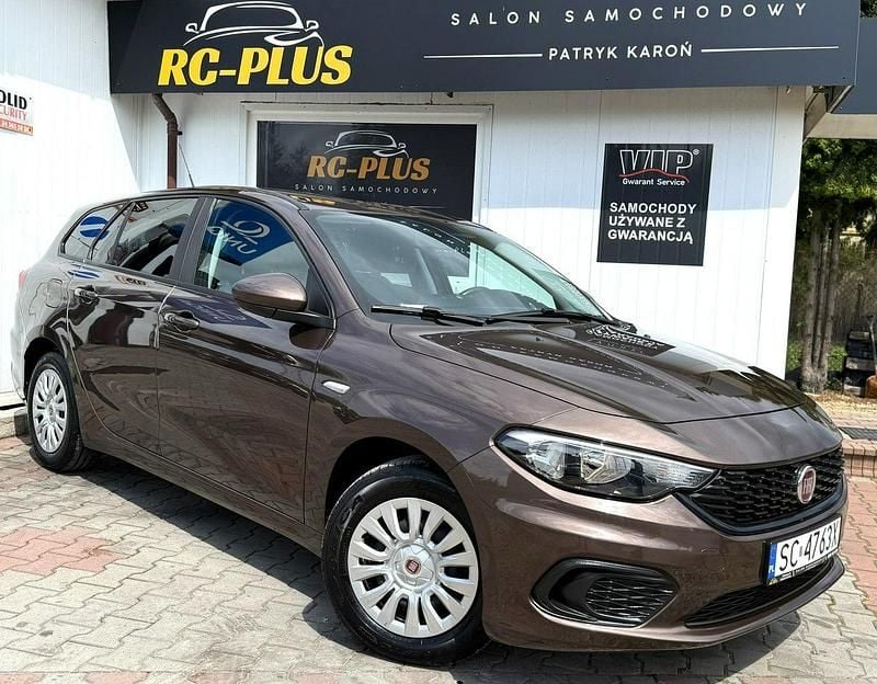 Brązowy (metalik) Używany 2020 Fiat Tipo Kombi | 46 900 zł (Uczciwa cena) - Obraz 1/4