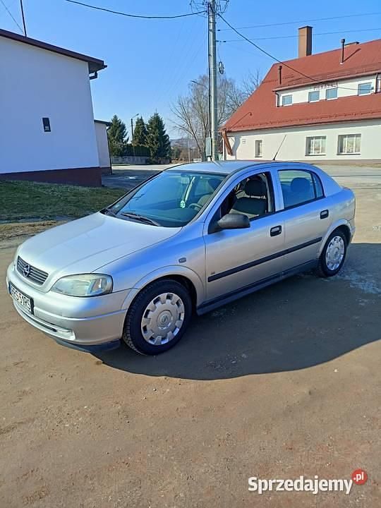 Używany Opel Astra 90 KM (66 kW) 2009