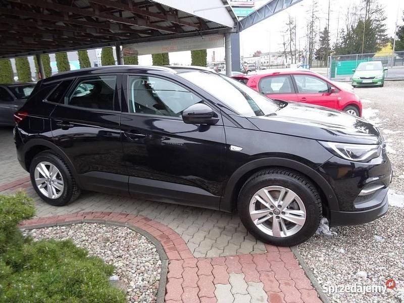Używany Opel Grandland X 130 KM (95 kW) 2020 Czarny SUV